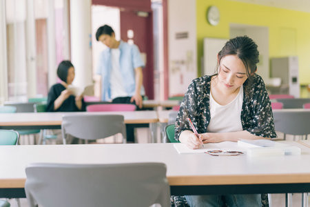 如果上海財經大學MPA成績沒過國家線怎么辦？