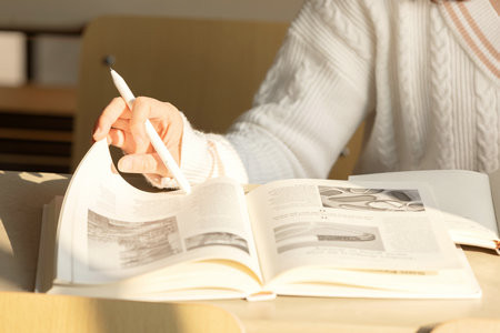 高級(jí)工商管理中外合辦招生簡(jiǎn)章2025