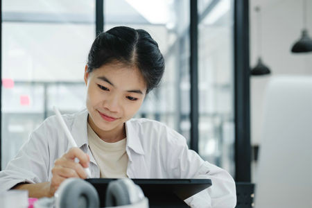 工商管理國際博士招生簡章2025